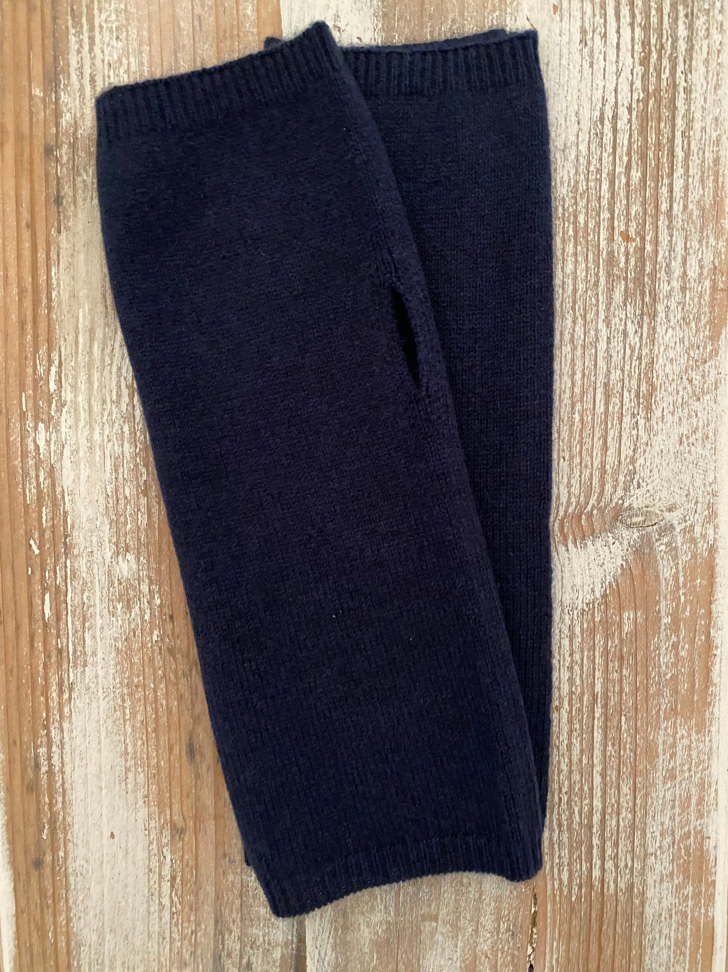 WRIST WARMERS