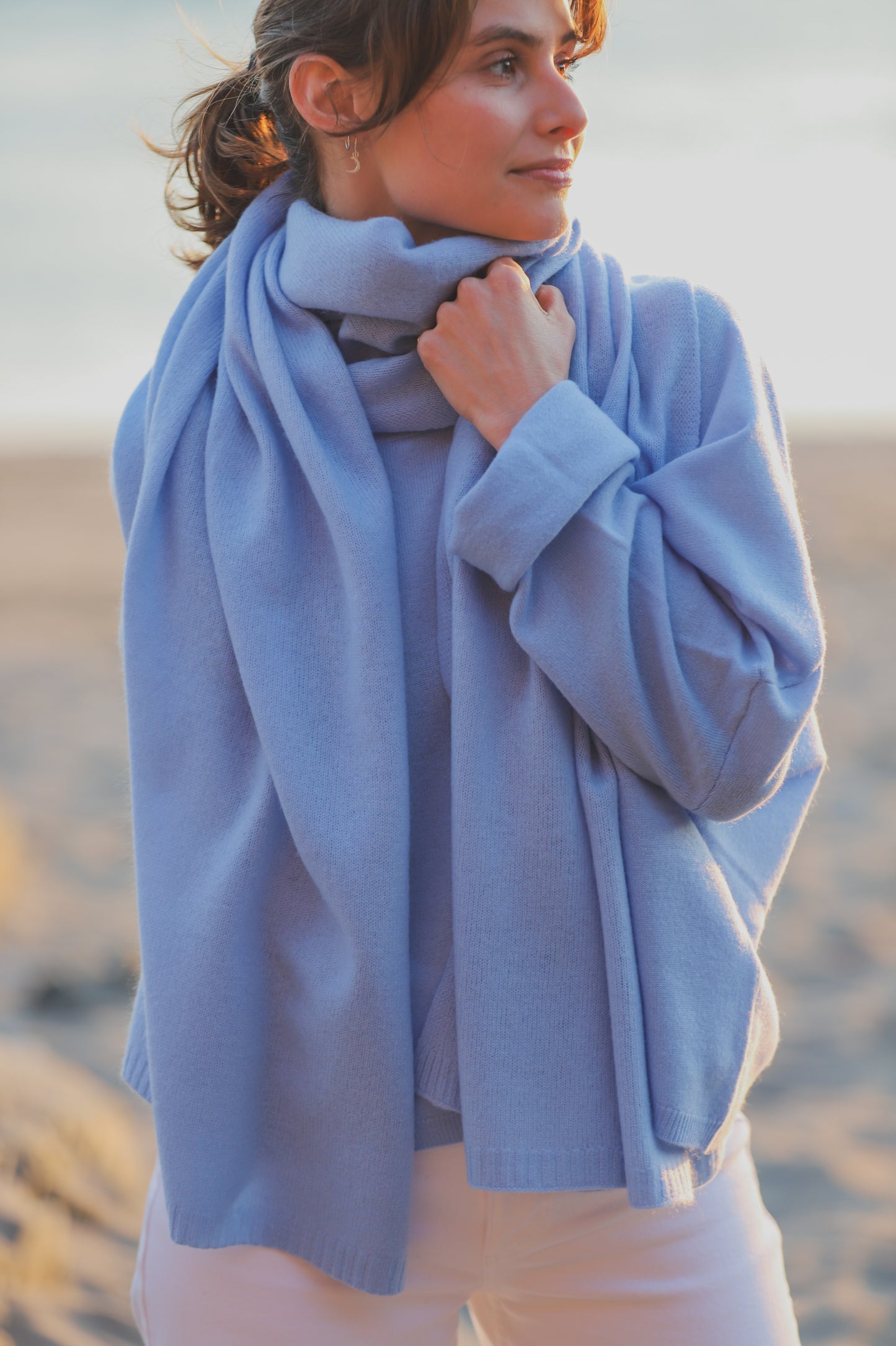 TRAVEL WRAP